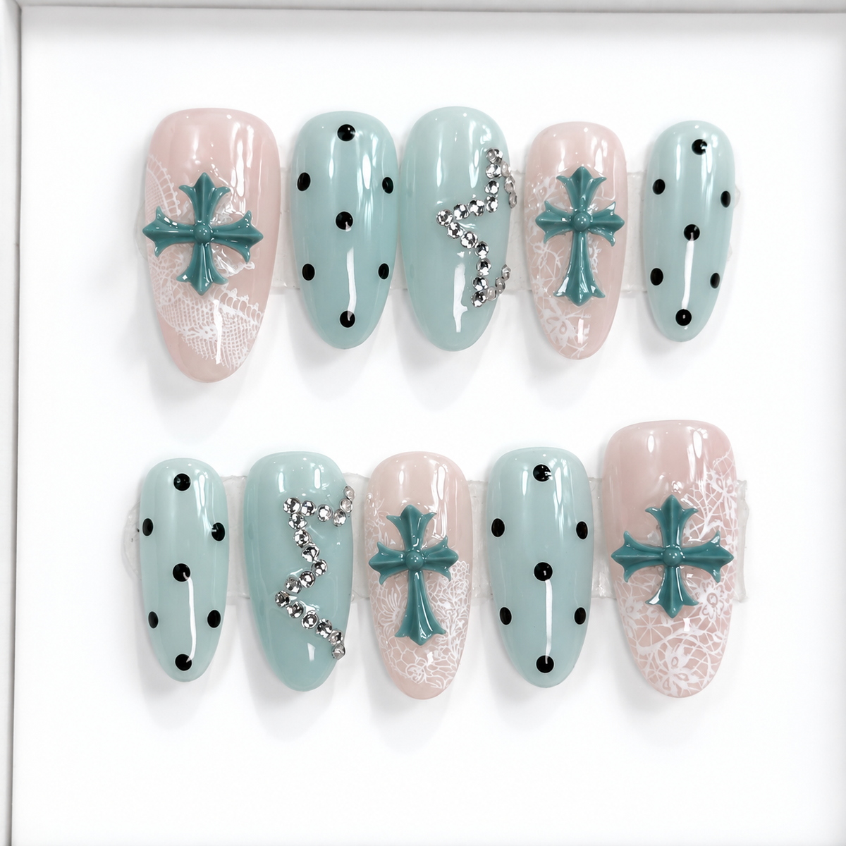Minted Lace