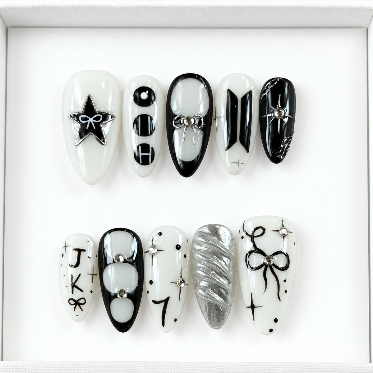 Monochrome Charm