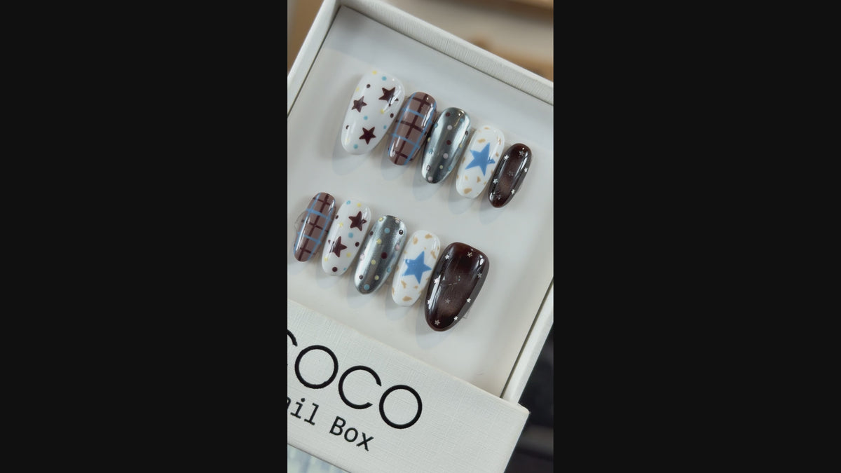Tải video: Cocoa Stardust