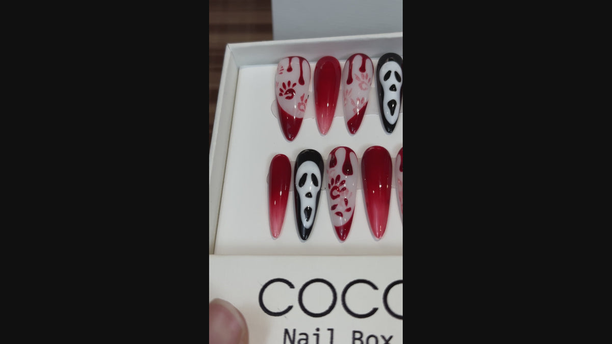 Tải video: Crimson Scream