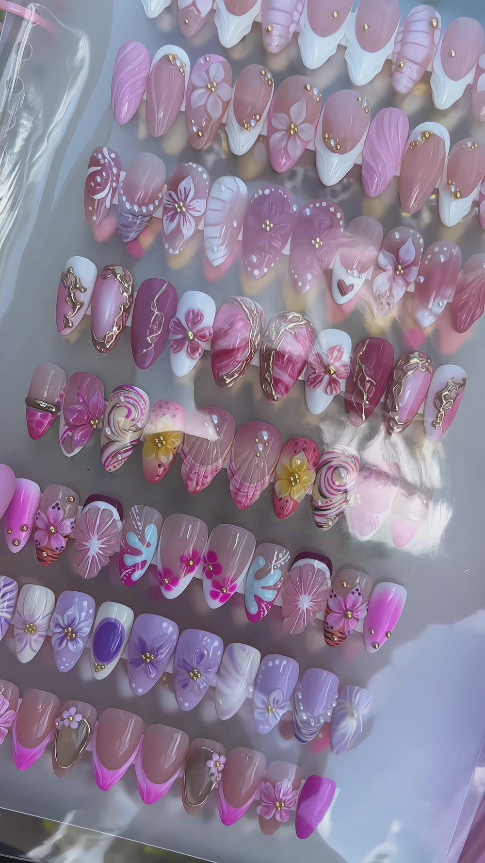 Gilded Cosmos – Coco Nails