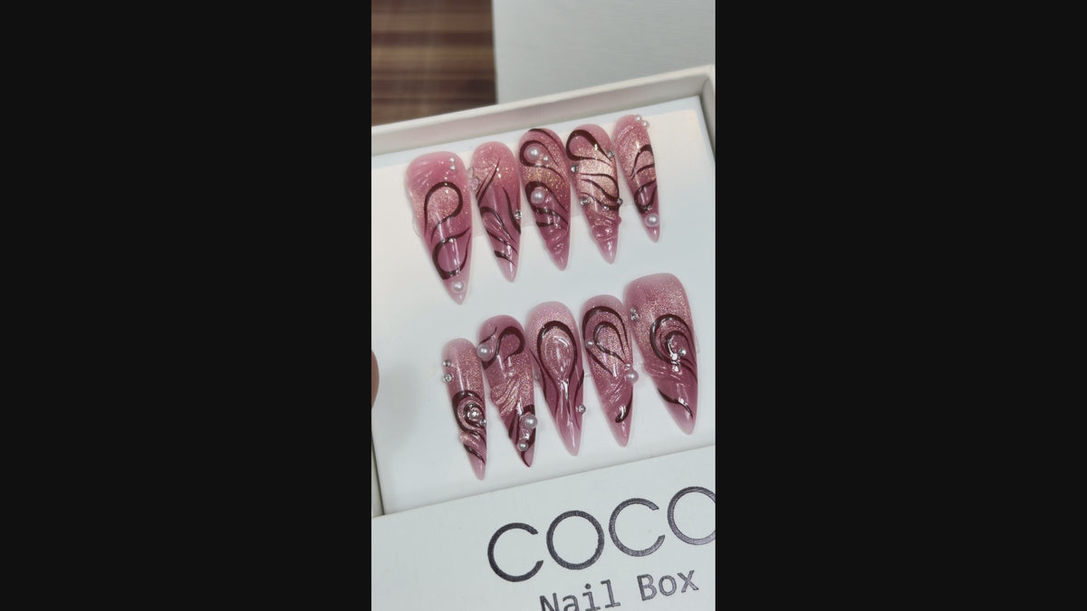 Tải video: Blush Pearl